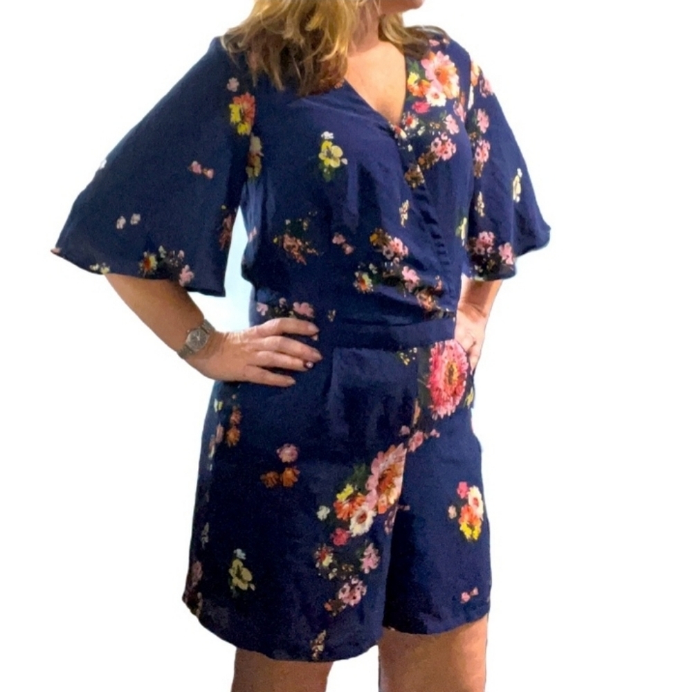 Lila Rose Short Sleeve Floral Romper, sz 2